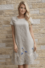 Helehall linane käsitöötikandiga kleit suurus S-XS