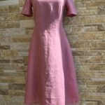 Vanaroosa linane käsitöötikandiga kleit suurus M