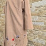 Kaamelikarva villane käsitöötikandiga naiste jakk suurus L-XL