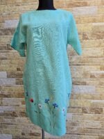 Mündiroheline käsitöötikandiga linane kleit, suurus M-L