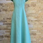 Mündiroheline käsitöötikandiga linane kleit suurus XS