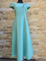 Mündiroheline käsitöötikandiga linane kleit suurus XS