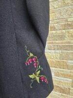 Villane mantel käsitsi tehtud tikanditega, suurus L - Image 3