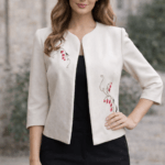 Valge villane jakk käsitöö tikanditega, suurus S