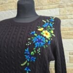 Must käsitöötikandiga kampsun L-XL