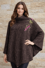 Pruun villane käsitöötikandiga kerge ja soe keep. Sobib suurustele M-XL