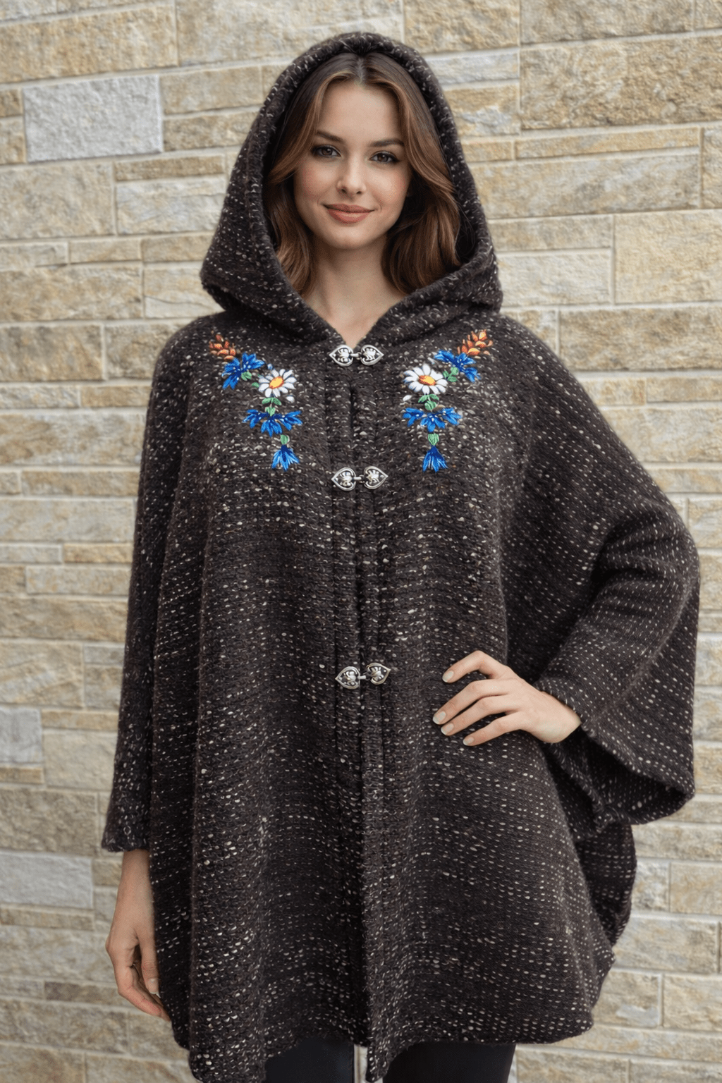 file_00000000bfc4720aad84932e2f9b1f09 Villane kapuutsiga ja käsitöötikanditega keep suurustele L-XXL - Image 1