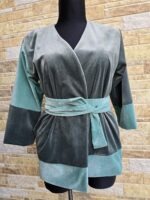 Sametist roheline kimono. Eesti käsitöö